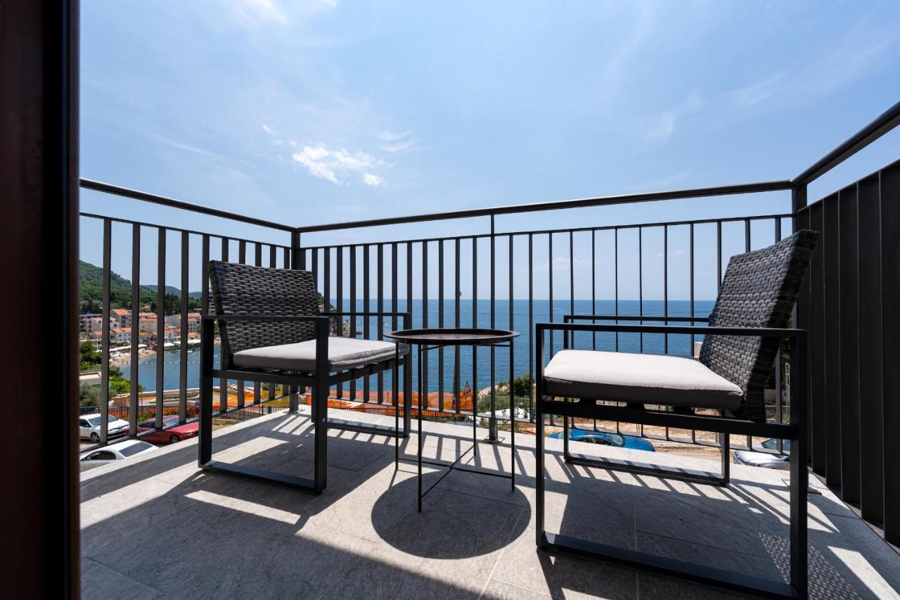 Niki Apartments Przno Sveti Stefan Bagian luar foto