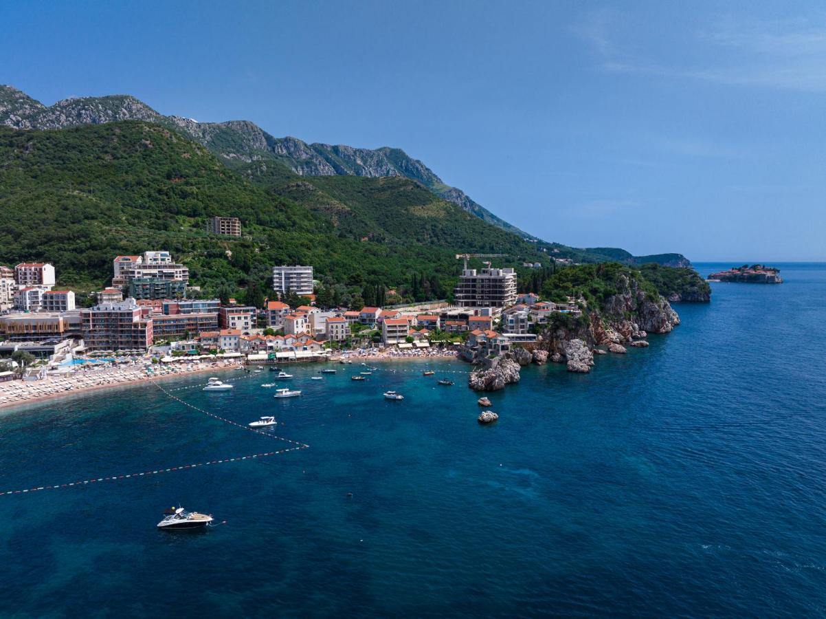 Niki Apartments Przno Sveti Stefan Bagian luar foto