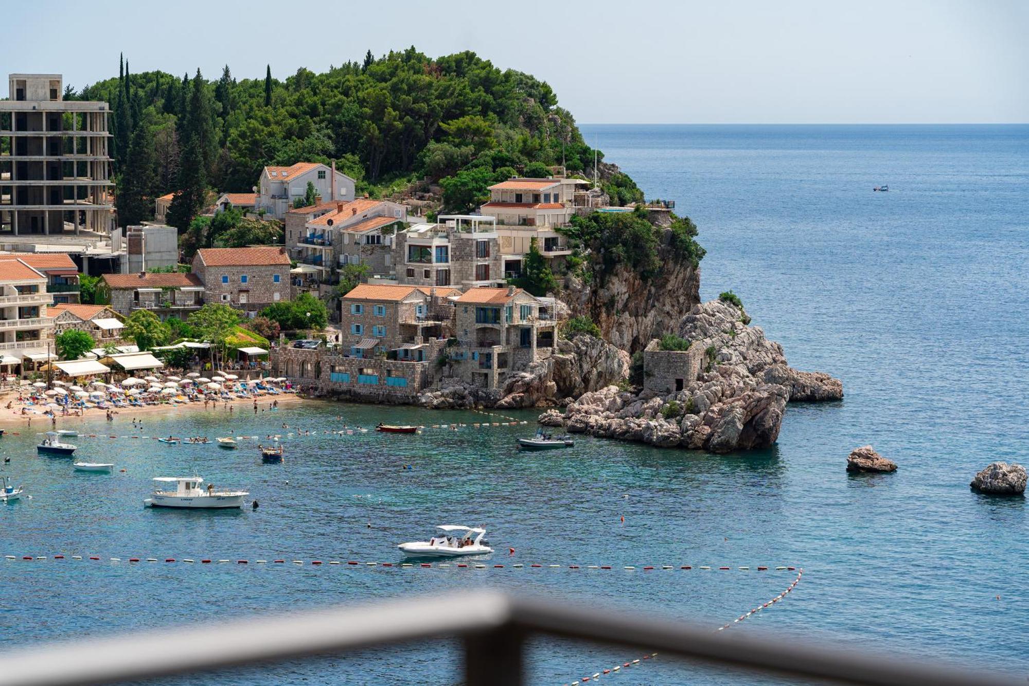 Niki Apartments Przno Sveti Stefan Bagian luar foto